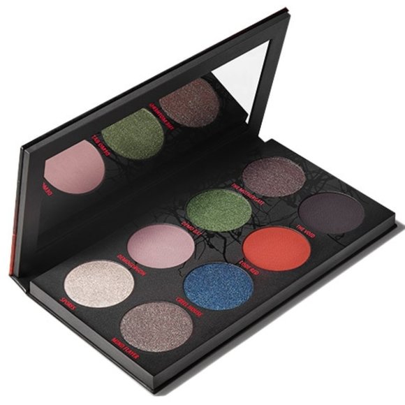 1/2 PRICE✅ MAC STRANGER THINGS 2 PC SET: The Void Eye Palette + Eye Brush  NEW - Picture 10 of 17